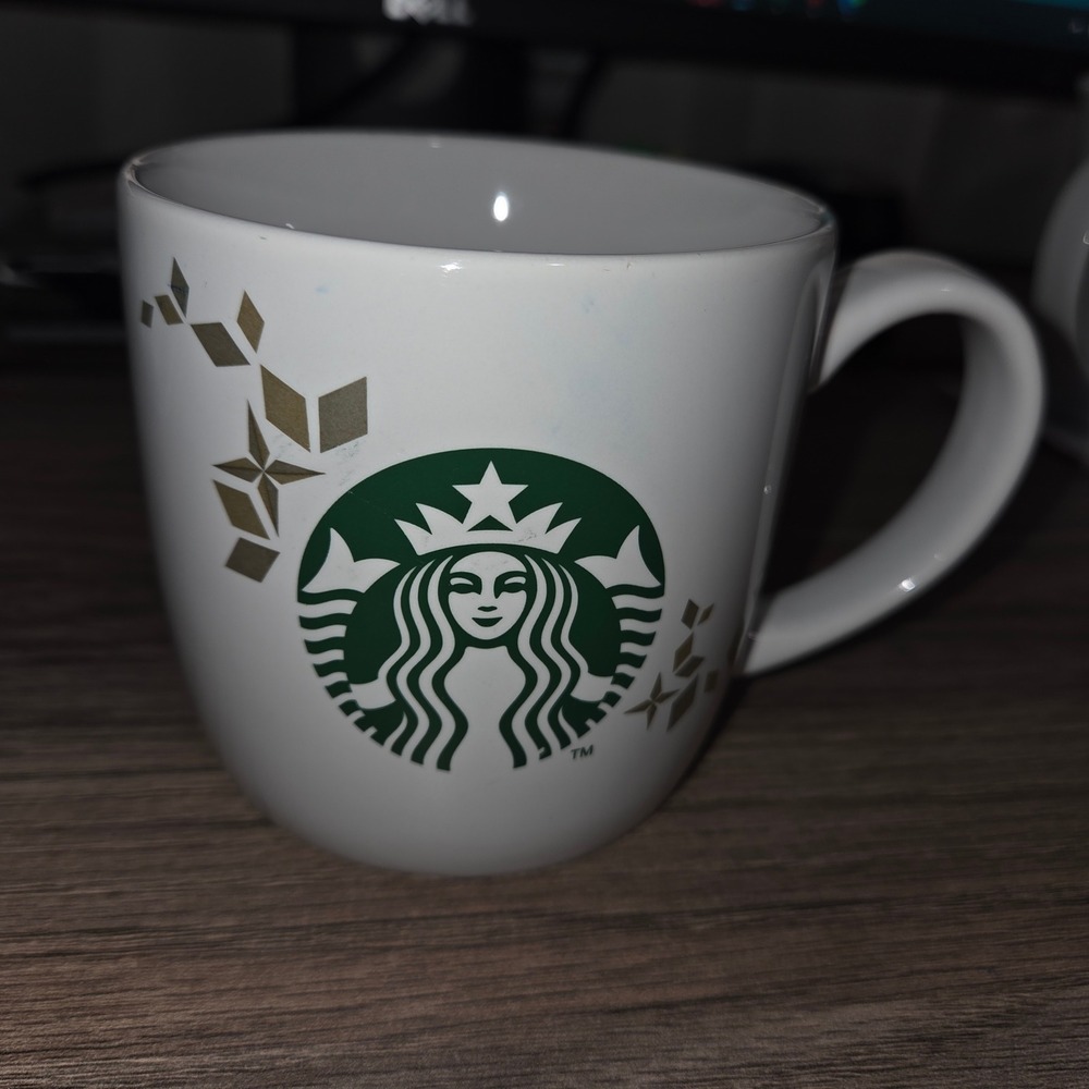 2013 Starbucks Coffee Mug White Ceramic Holiday Gold Accents 12 oz‎